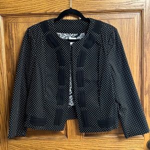 Beautiful women’s polkadot CAbi jacket size 10